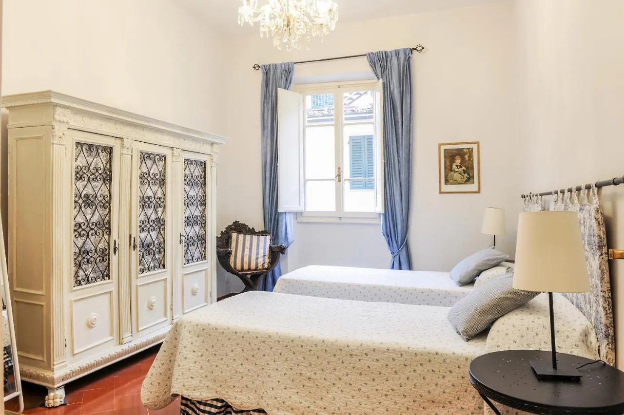 Da Costa S. Giorgio A Ponte Vecchio Apartment Florens 0*,  Italien